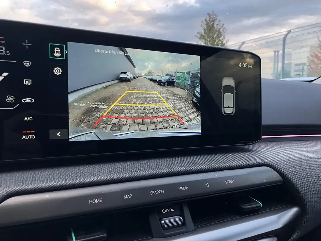 Kia EV4 Earth - Thumbnail 11