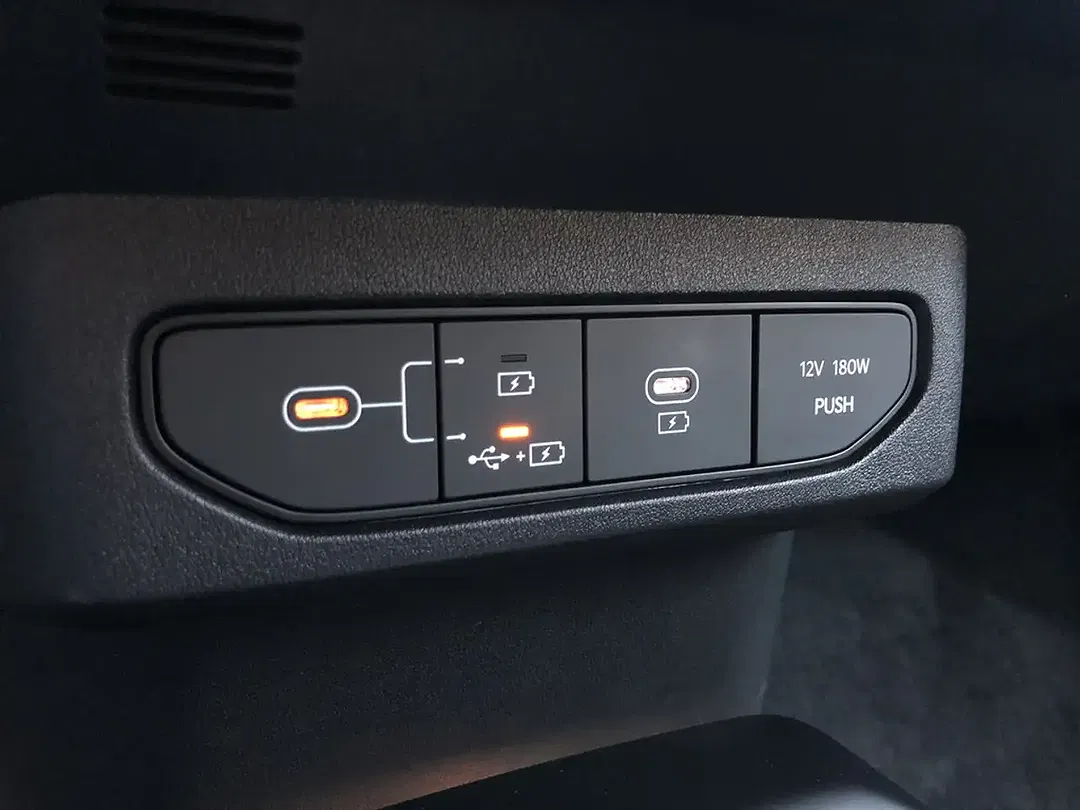 Kia EV4 Earth - Thumbnail 14