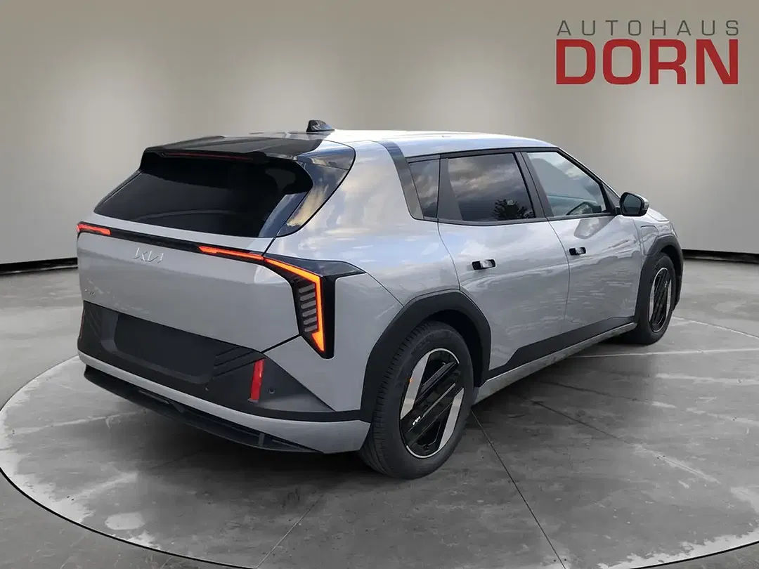 Kia EV4 Earth - Thumbnail 3