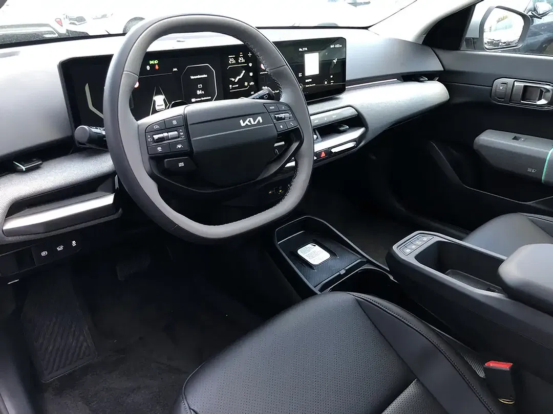 Kia EV4 Earth - Thumbnail 6