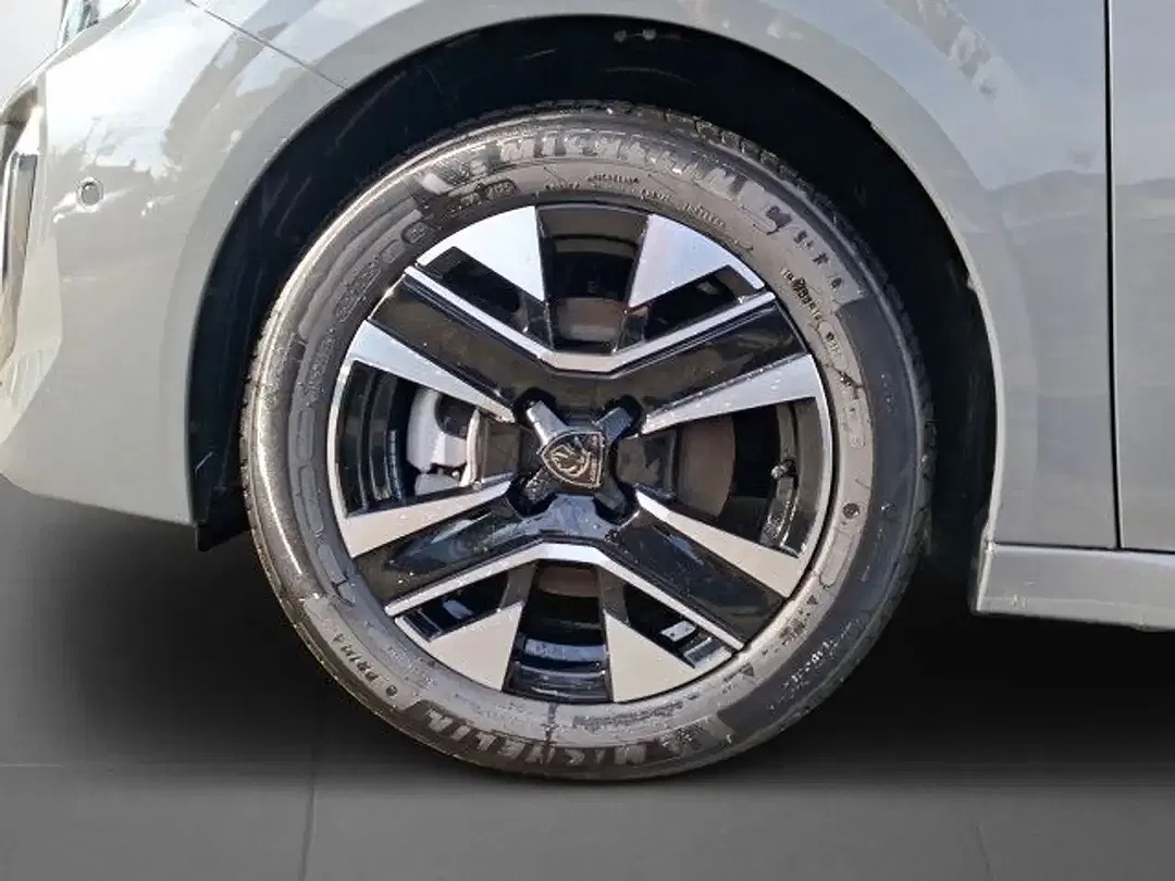 Peugeot 208 Hybrid Allure - Thumbnail 9