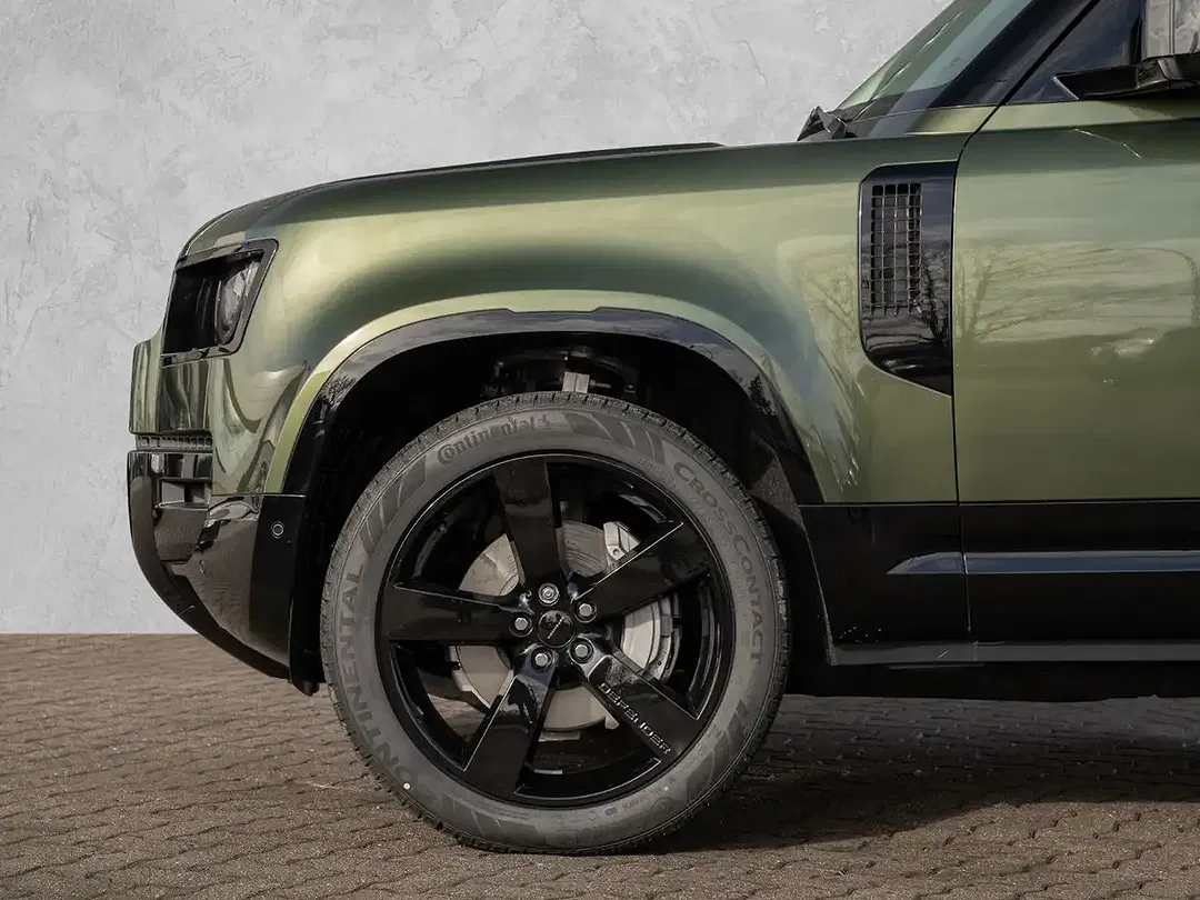 Land Rover Defender D350 110 X-Dynamic HSE - Thumbnail 8