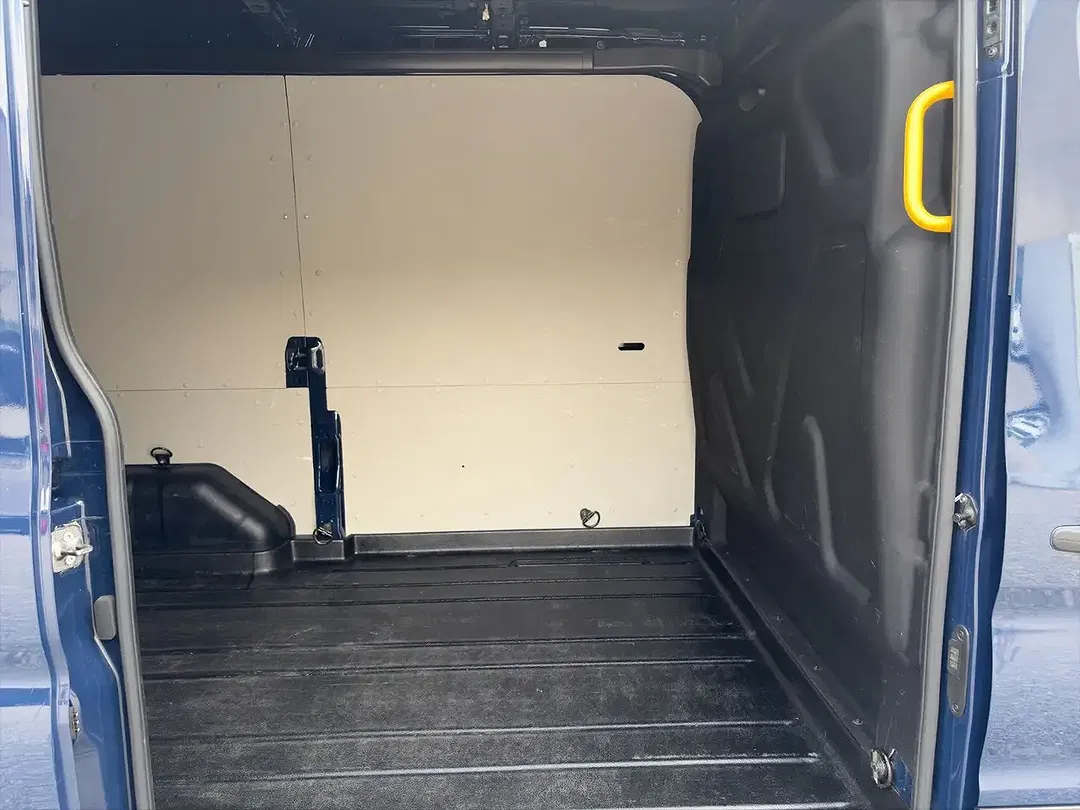 Ford Transit 350 L2H2 - Thumbnail 10