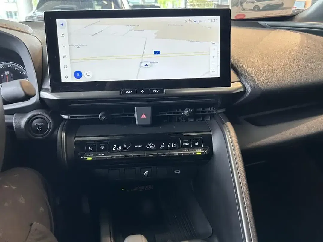 Toyota C-HR - Thumbnail 12