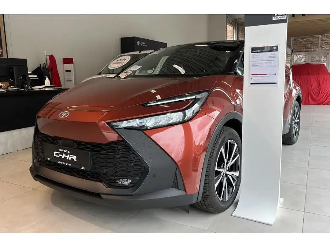 Toyota C-HR - Thumbnail 2