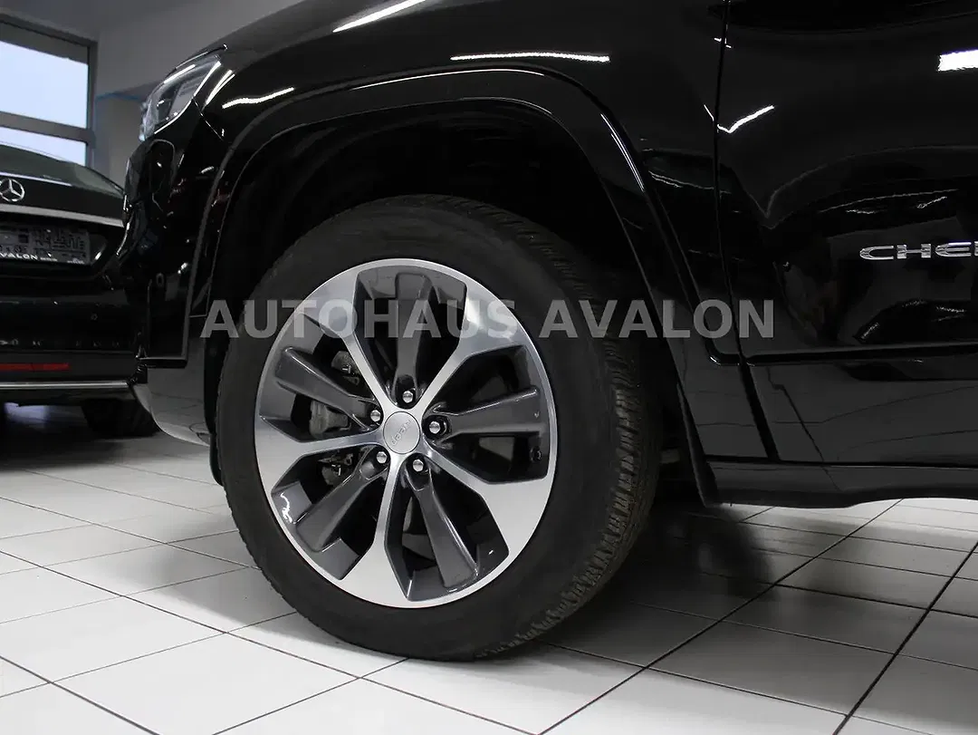 Jeep Cherokee 2.2 4x4 Overland - Thumbnail 7