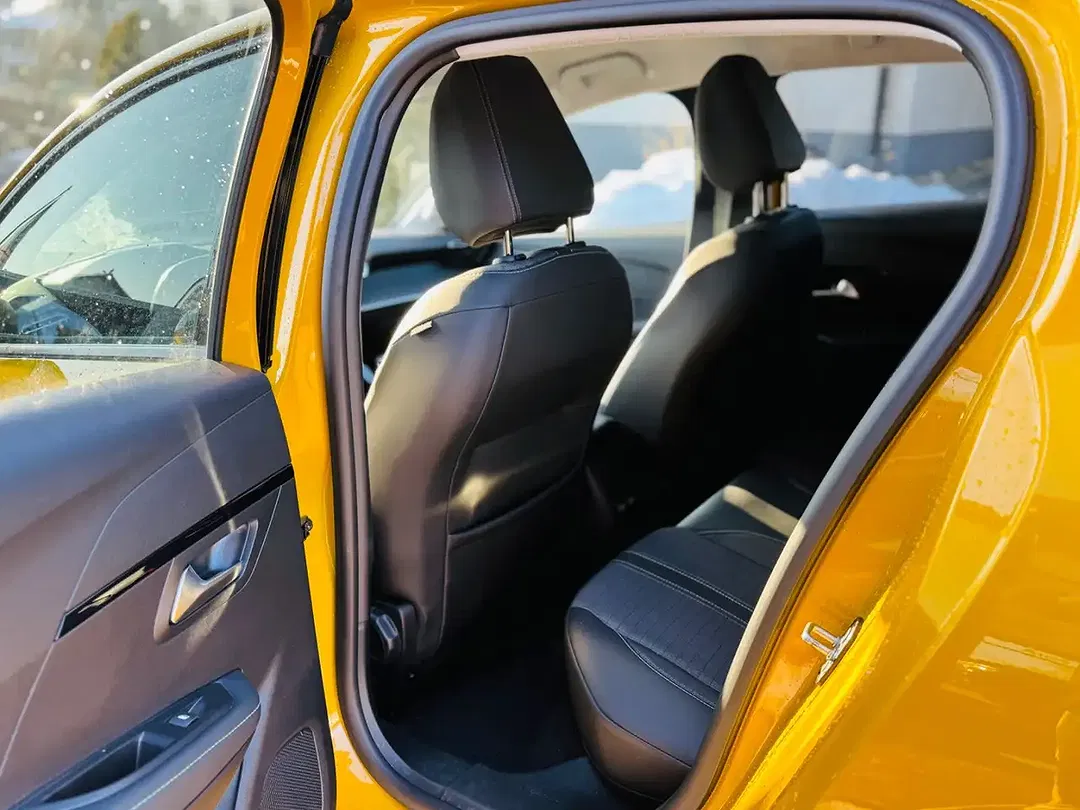 Peugeot 208 Allure - Thumbnail 12