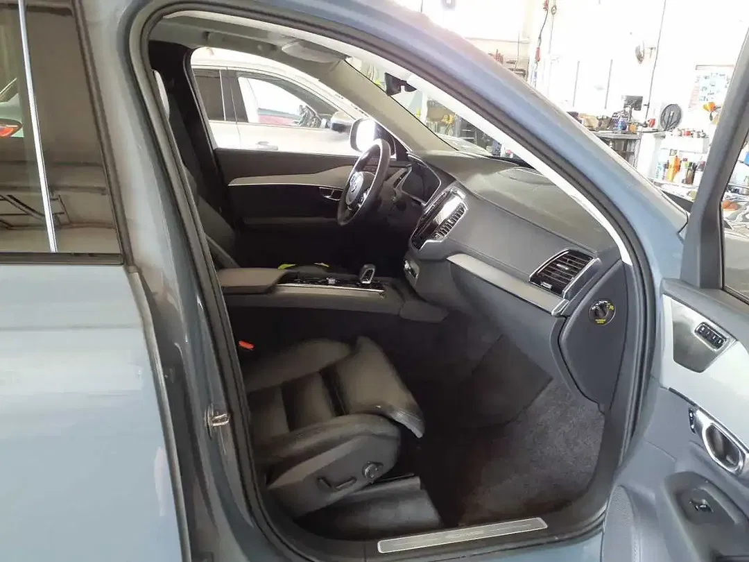 Volvo XC90 T8 PHEV AWD Ultimate Dark - Thumbnail 6