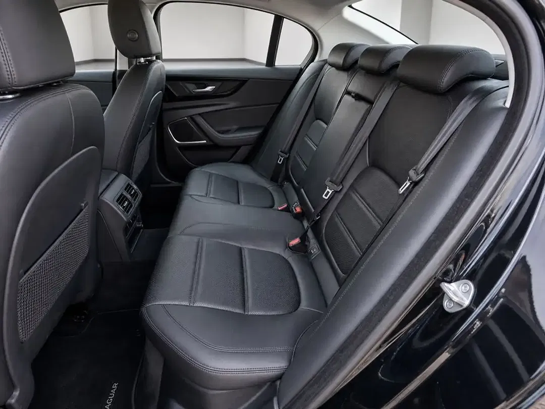 Jaguar XE P250 AUT S - foto 15