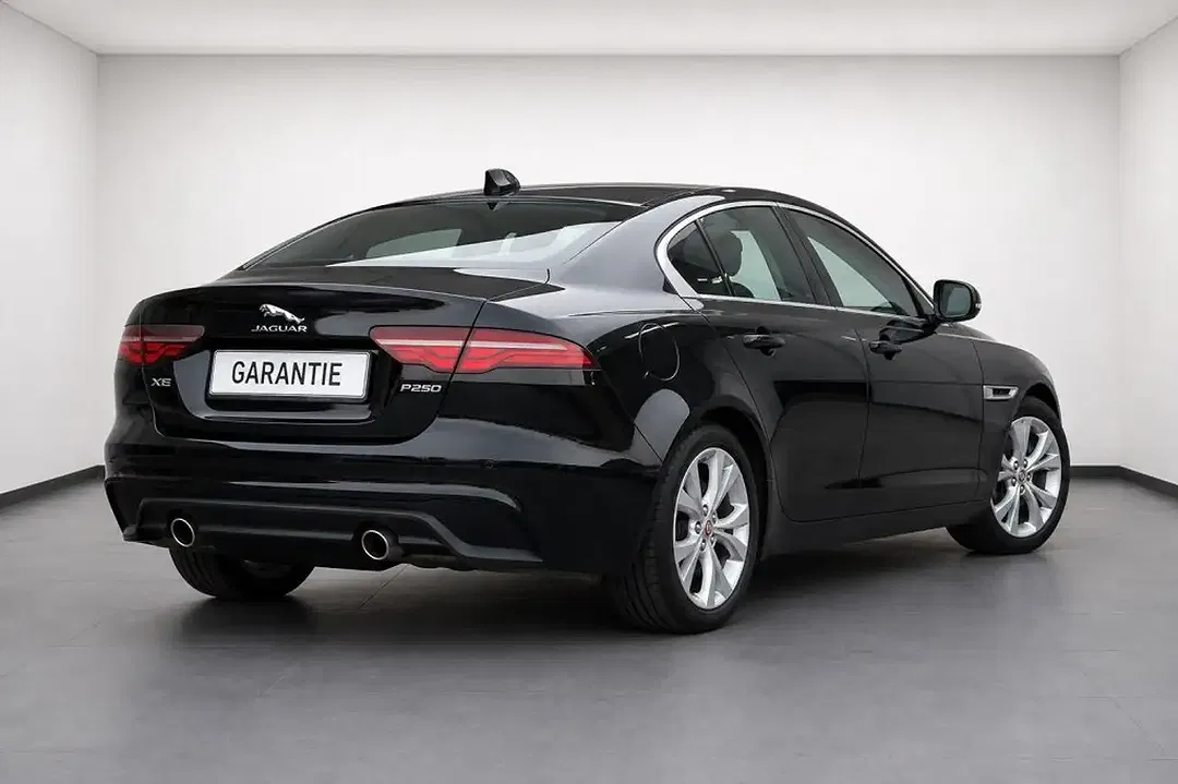 Jaguar XE P250 AUT S - Thumbnail 4
