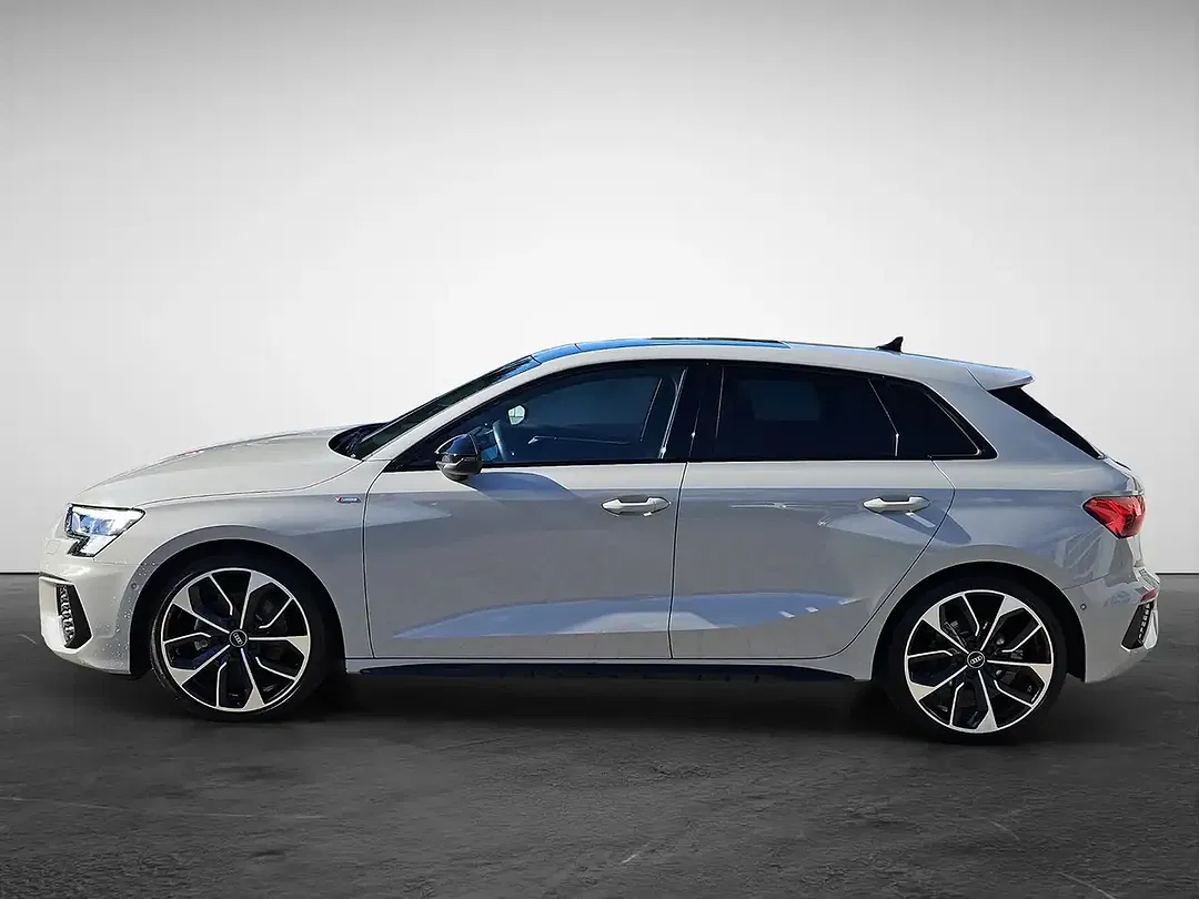 Audi A3 40 TFSI S tronic quattro Sportback S line - foto 2
