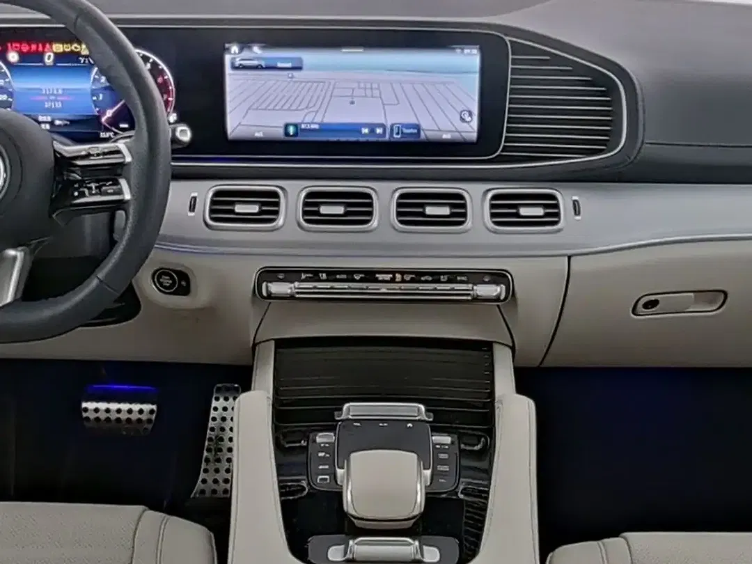 Mercedes-Benz GLS 450 4MATIC AIRMATIC AMG Line - Thumbnail 8