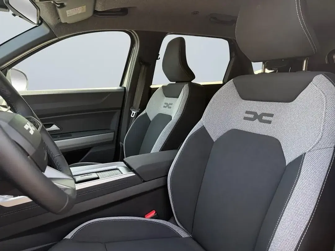 Dacia Bigster Hybrid Journey - Thumbnail 3