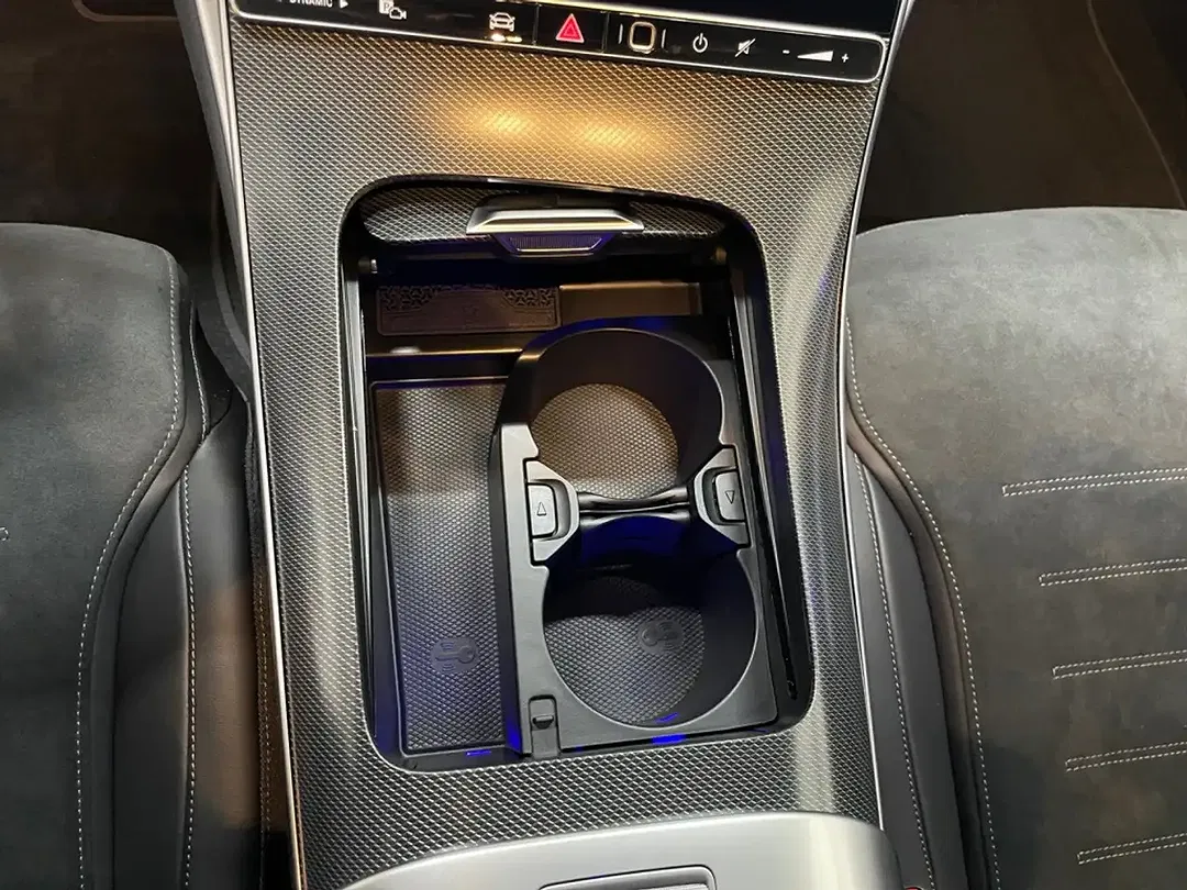 Mercedes-Benz C 300 AMG MBUX Burmester Night - foto 14