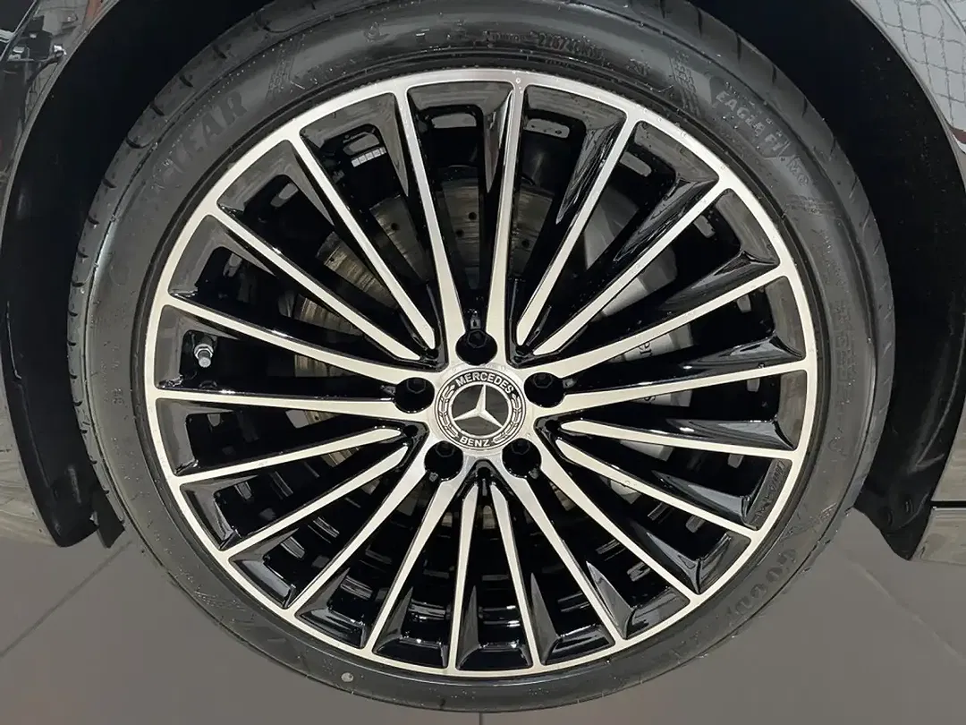 Mercedes-Benz C 300 AMG MBUX Burmester Night - Thumbnail 8
