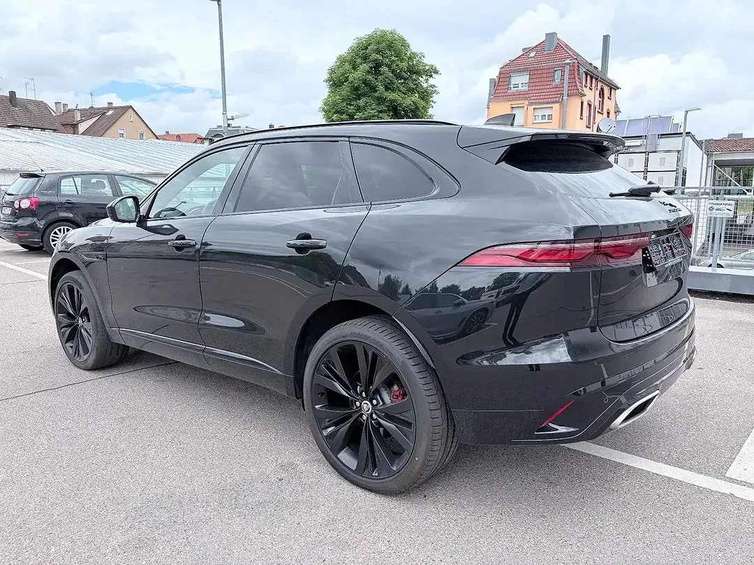 Jaguar F-Pace 4x4 R-Dynamic SE - Thumbnail 5