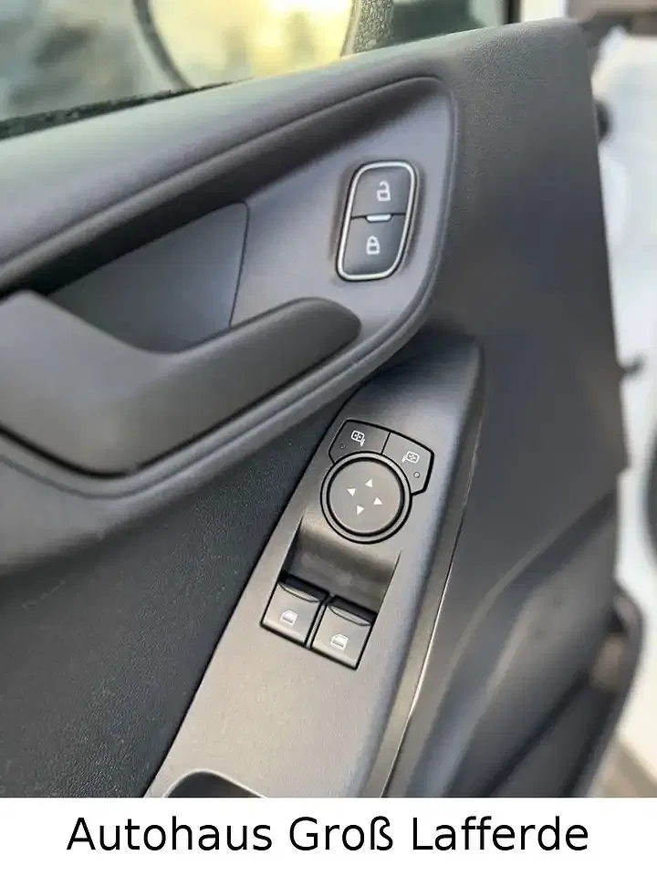 Ford Fiesta Cool & Connect - Thumbnail 13