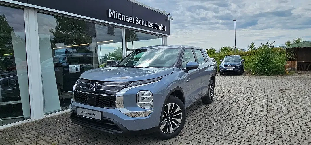 Mitsubishi Outlander 2.4 PHEV Basis - Afbeelding 1
