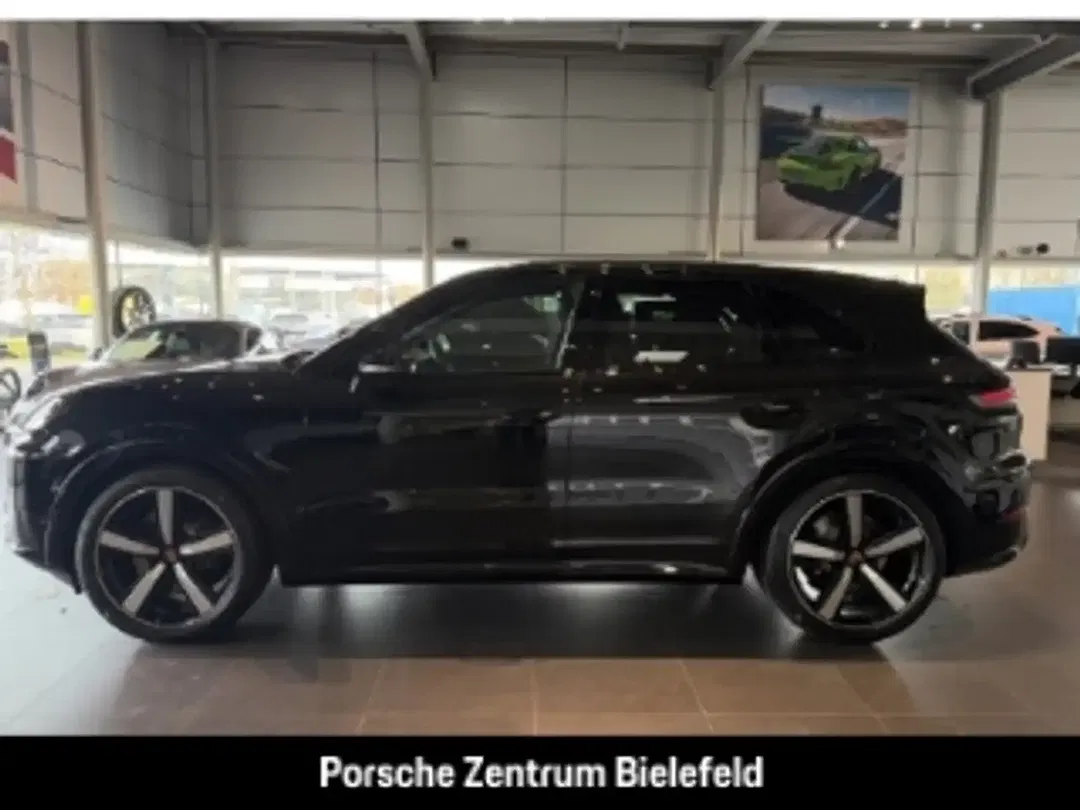 Porsche Cayenne GTS - Thumbnail 4