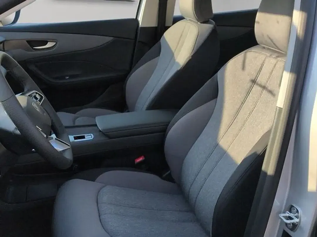 MG MGS5 EV Comfort - Thumbnail 9