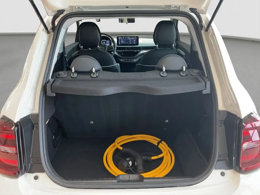 Fiat 500e - Thumbnail 13