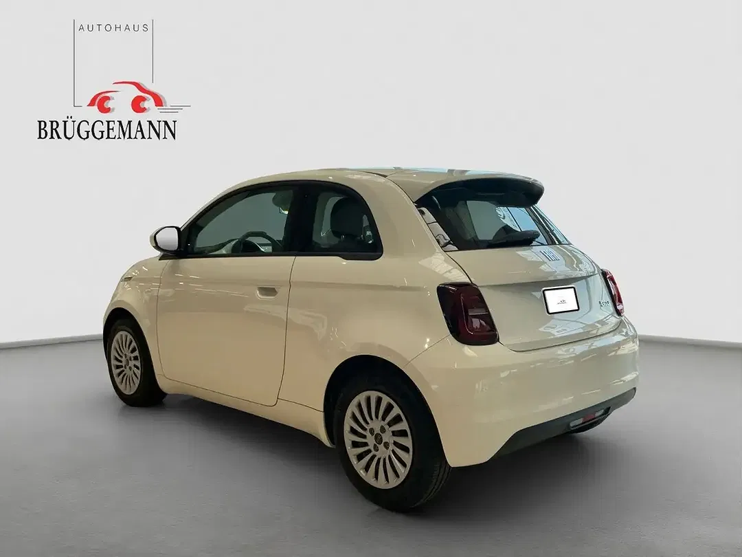 Fiat 500e - Thumbnail 4