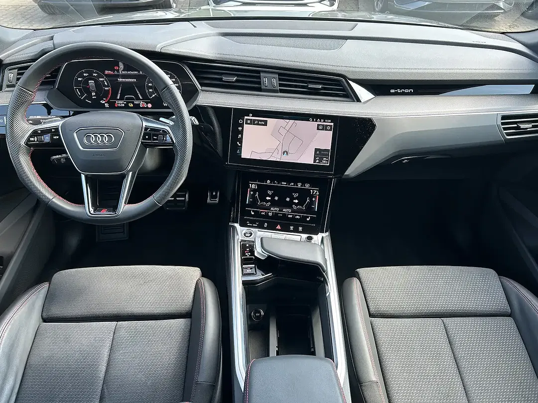 Audi Q8 e-tron 50 quattro S line - Thumbnail 17
