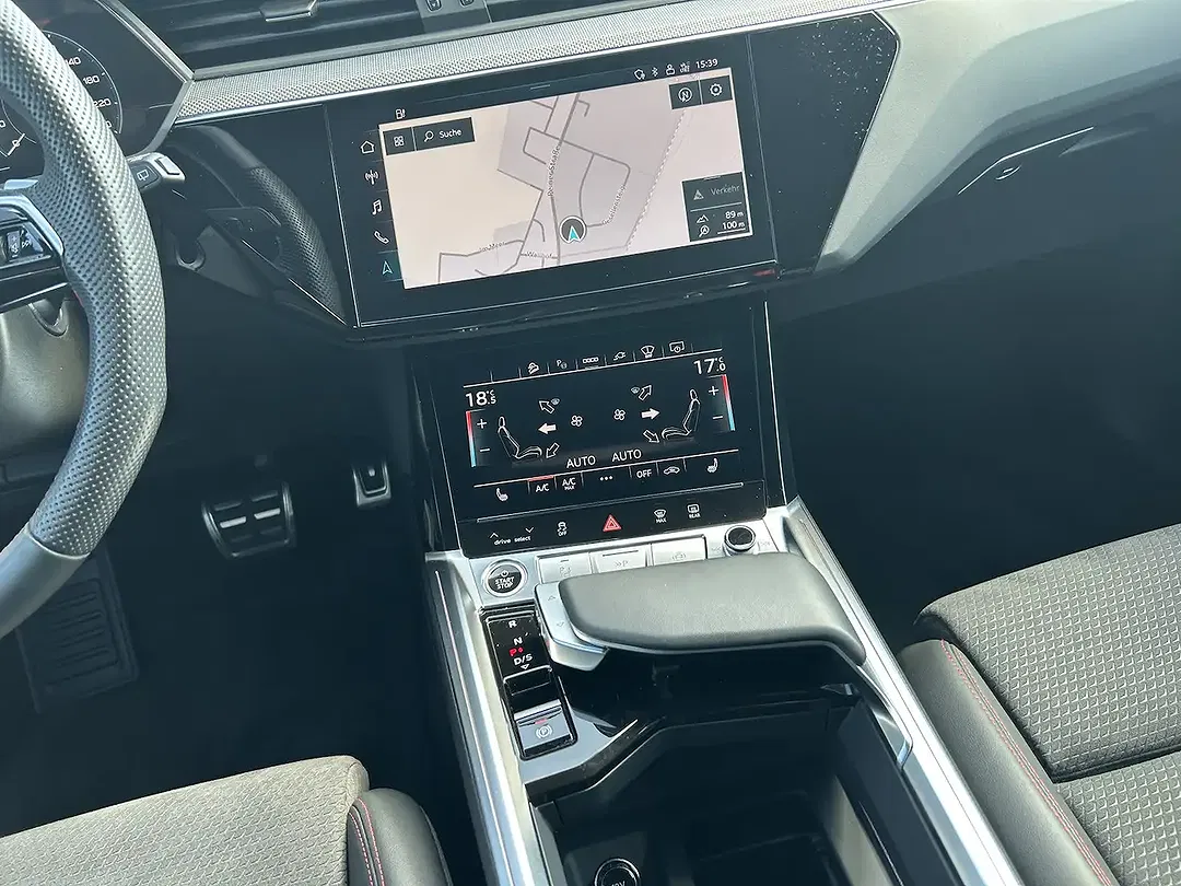 Audi Q8 e-tron 50 quattro S line - Thumbnail 20