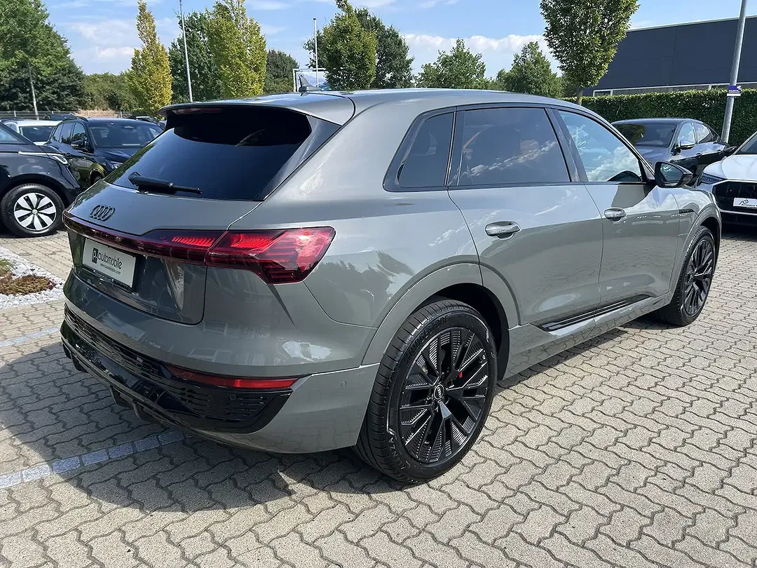 Audi Q8 e-tron 50 quattro S line - Thumbnail 5