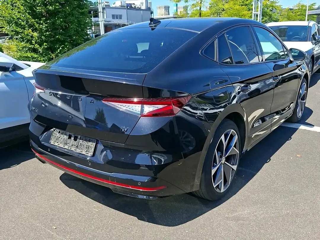 Skoda Enyaq vRS Coupé Suite - Thumbnail 6