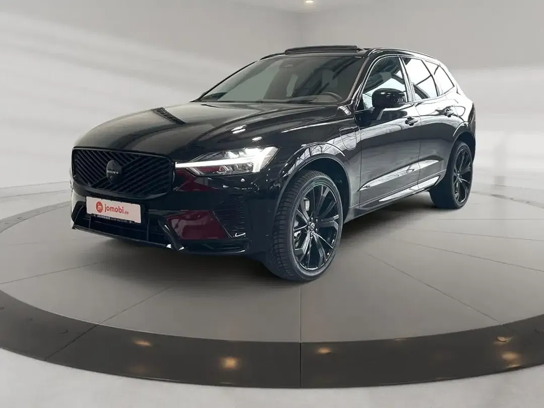 Volvo XC60 T6 PHEV AWD Ultra Black Edition - foto 1