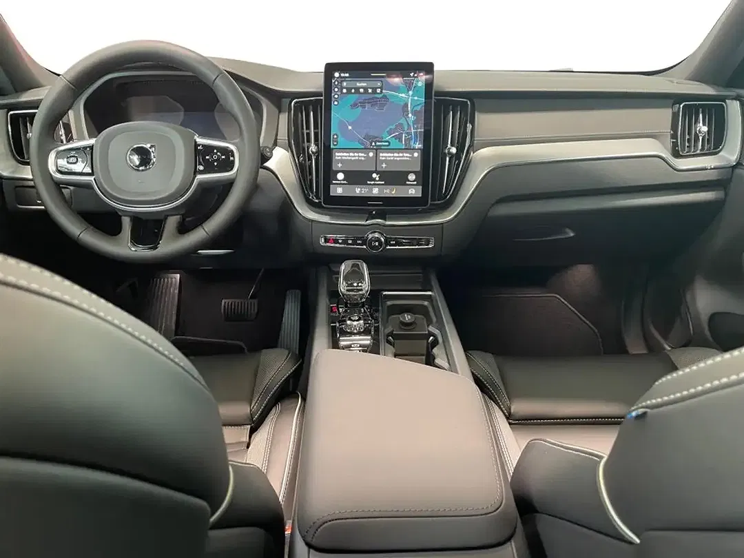 Volvo XC60 T6 PHEV AWD Ultra Black Edition - Thumbnail 4