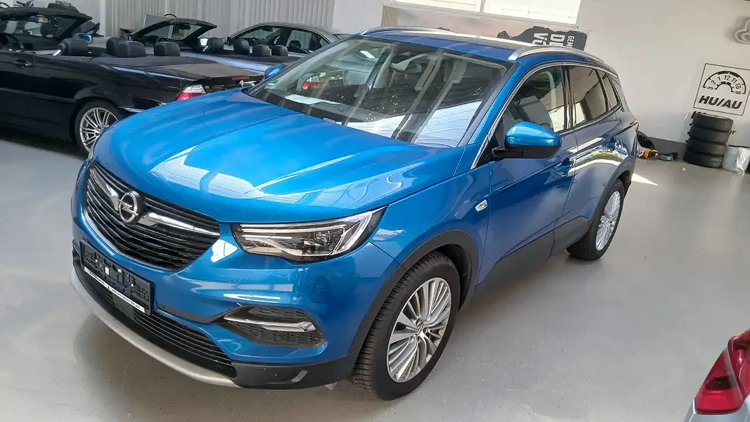 Opel Grandland X - Thumbnail 3