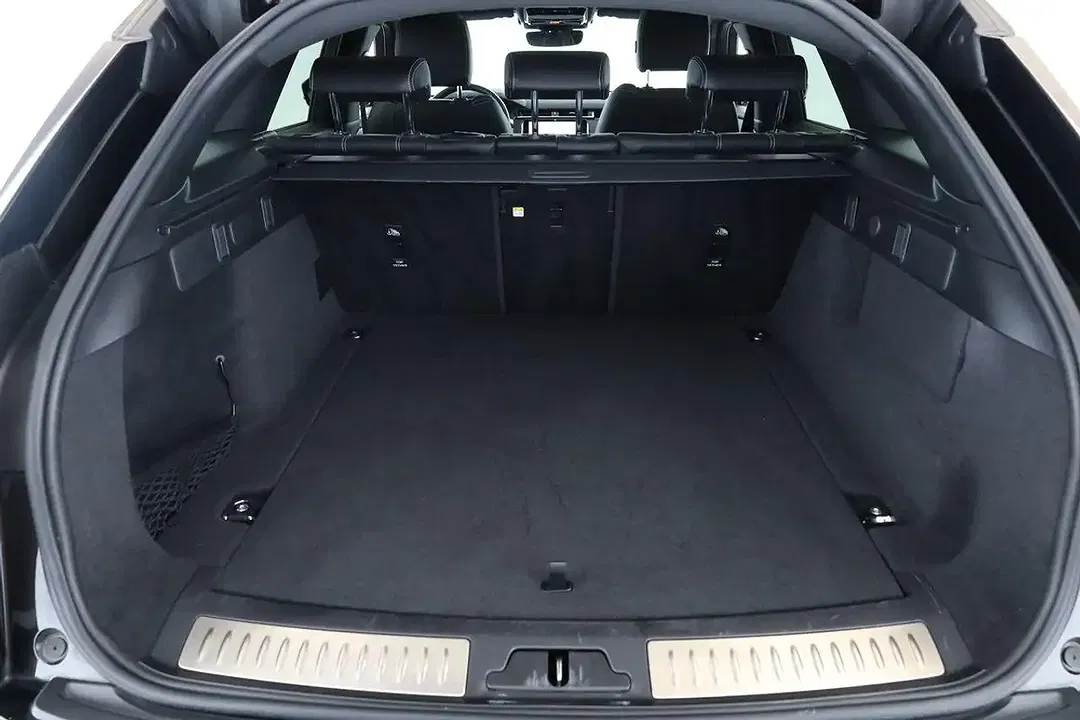 Land Rover Range Rover Velar P400 4x4 R-Dynamic SE - Thumbnail 10