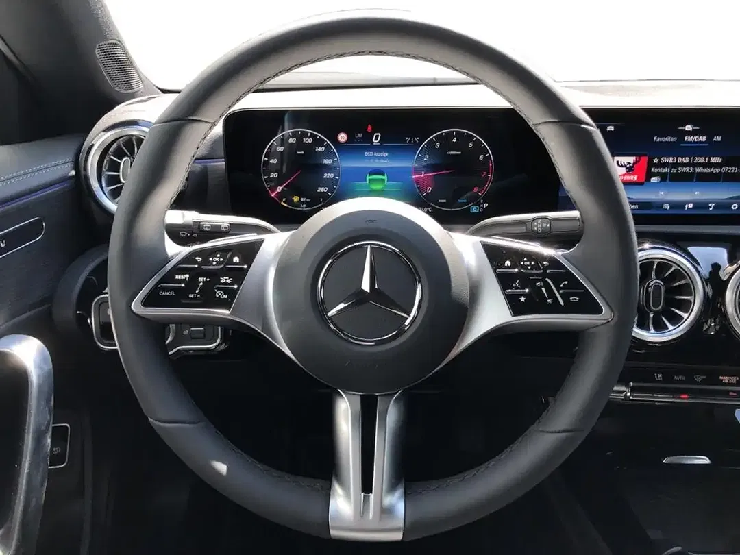 Mercedes-Benz CLA 180 MBUX Progressive - Thumbnail 10