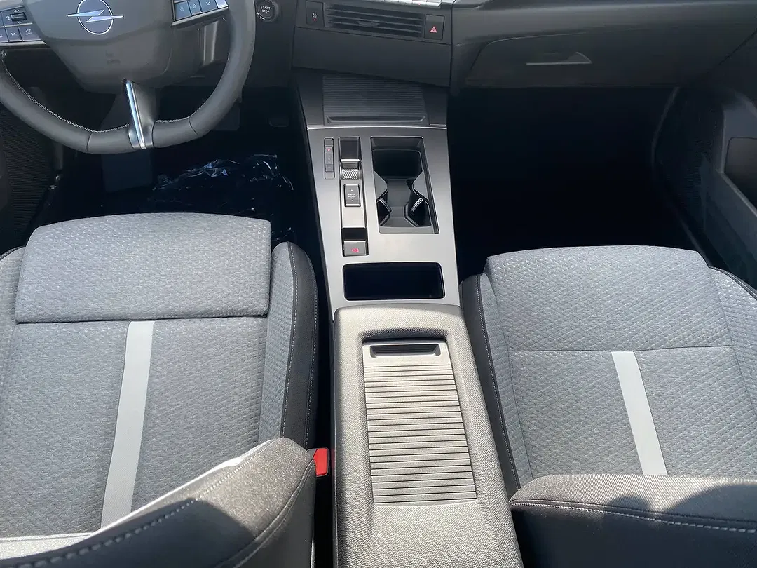 Opel Astra Edition - Thumbnail 10