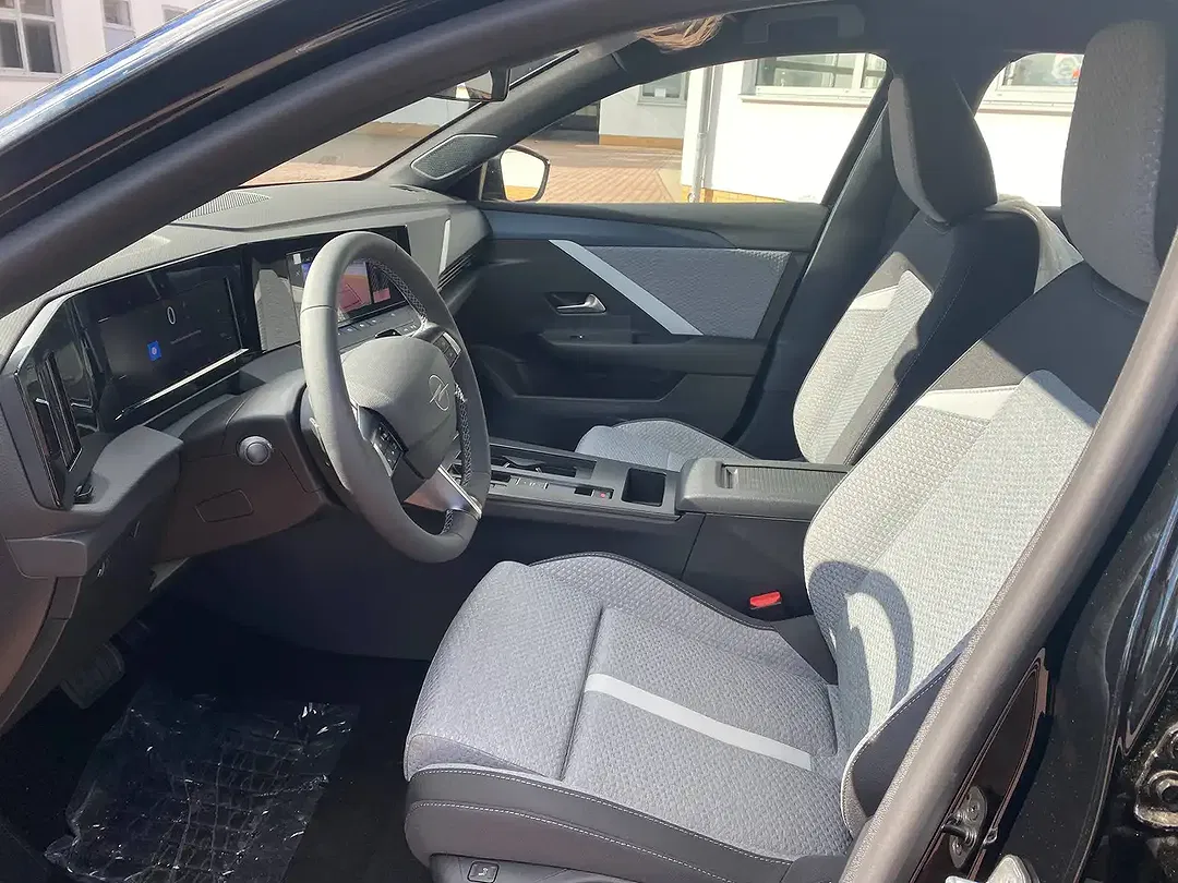 Opel Astra Edition - Thumbnail 8