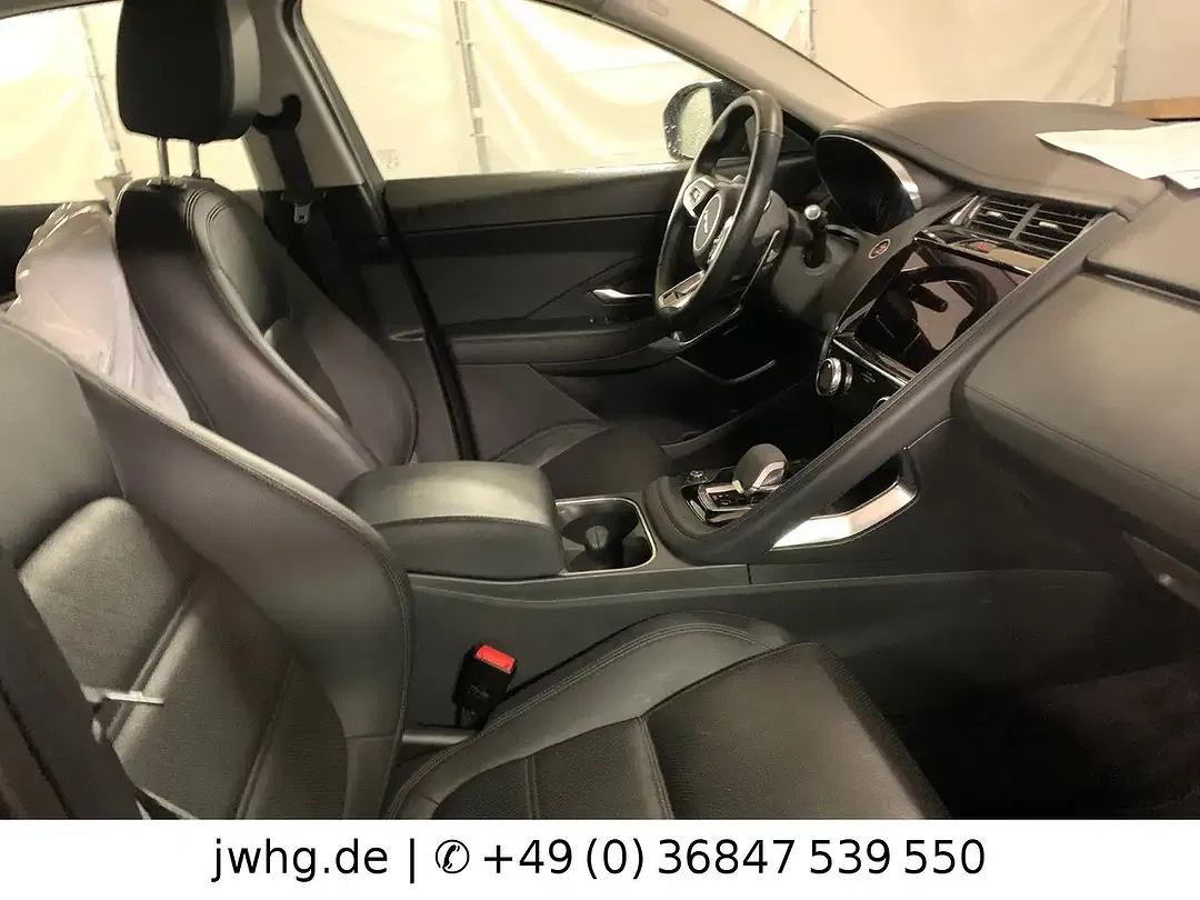 Jaguar E-Pace D165 SE - Thumbnail 3