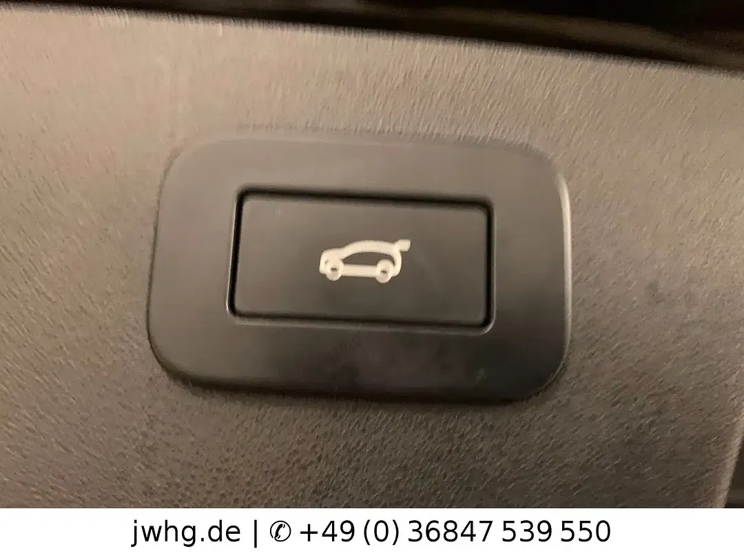 Jaguar E-Pace D165 SE - Thumbnail 6