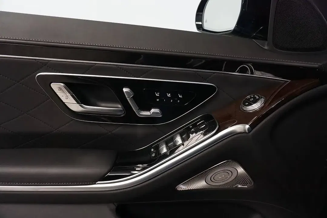 Mercedes-Benz S 450 PHEV - Thumbnail 11