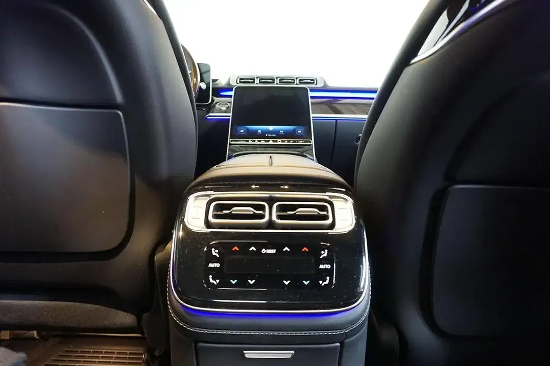 Mercedes-Benz S 450 PHEV - foto 15