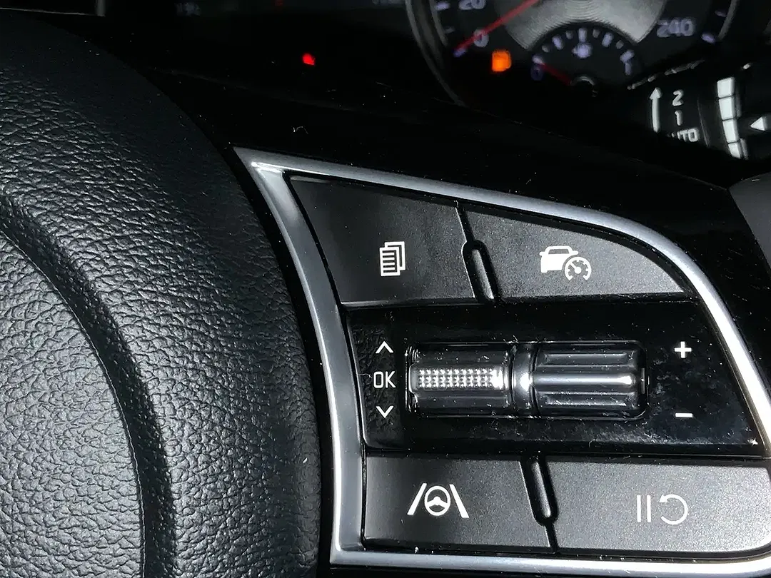 Kia XCeed Vision - Thumbnail 13