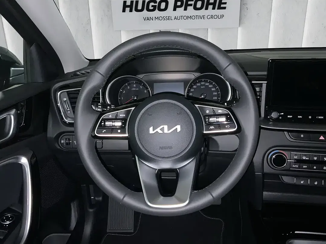 Kia XCeed Vision - Thumbnail 5