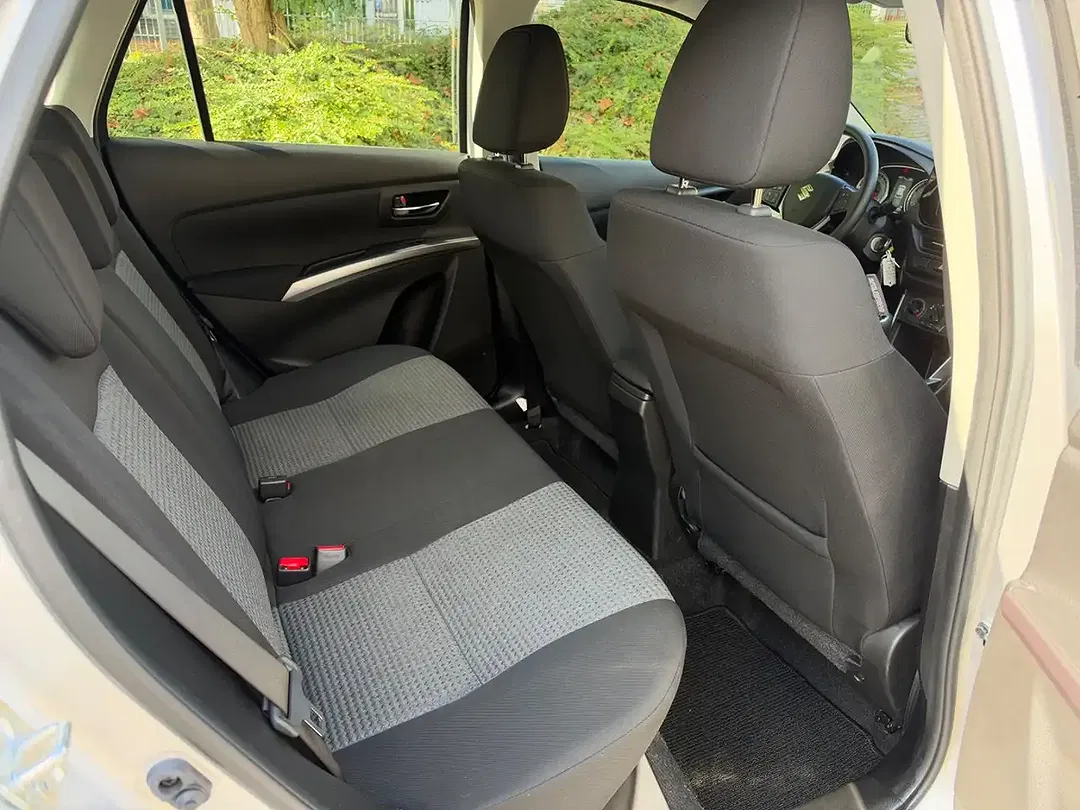 Suzuki SX4 S-Cross Hybrid 1.4 Edition - Thumbnail 11