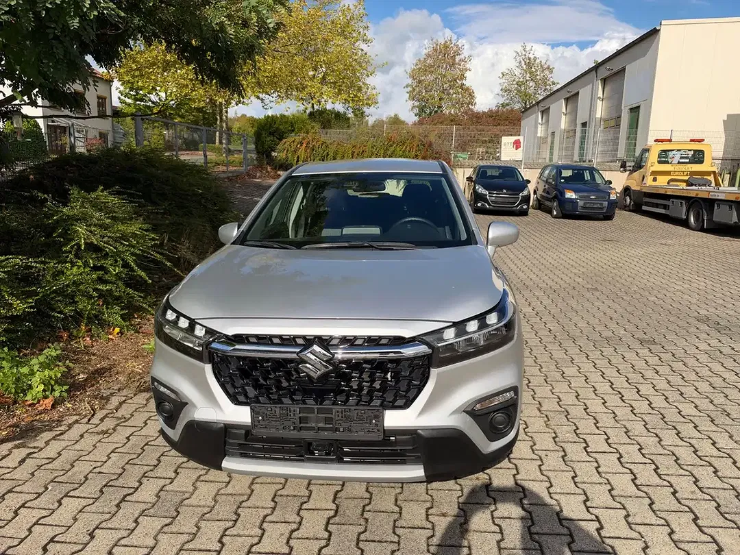 Suzuki SX4 S-Cross Hybrid 1.4 Edition - Thumbnail 5