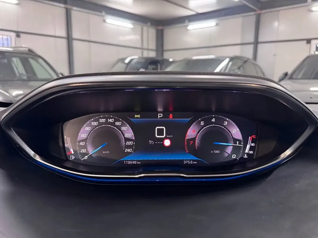 Peugeot 5008 PureTech Business - Thumbnail 14