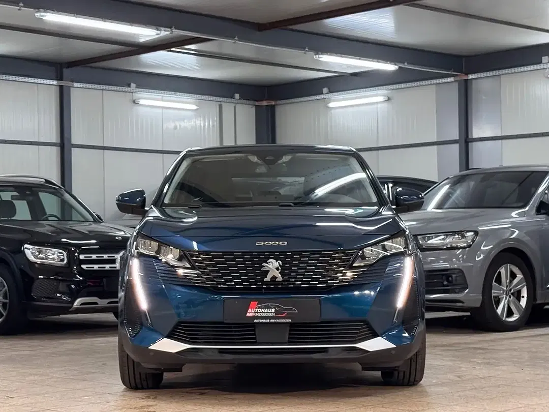 Peugeot 5008 PureTech Business - foto 2