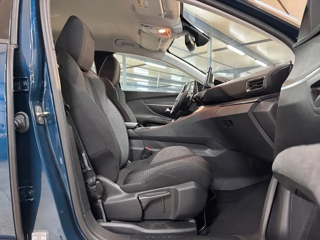 Peugeot 5008 PureTech Business - Thumbnail 6