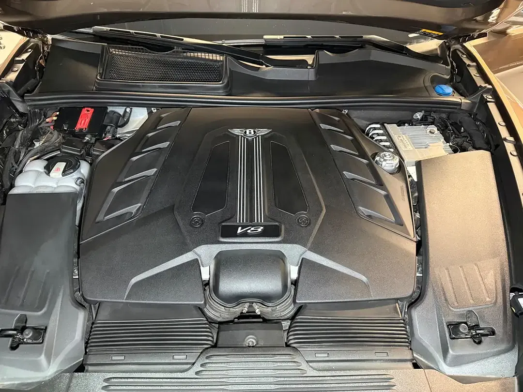Bentley Bentayga 4.0 V8 AUT 4WD - foto 16