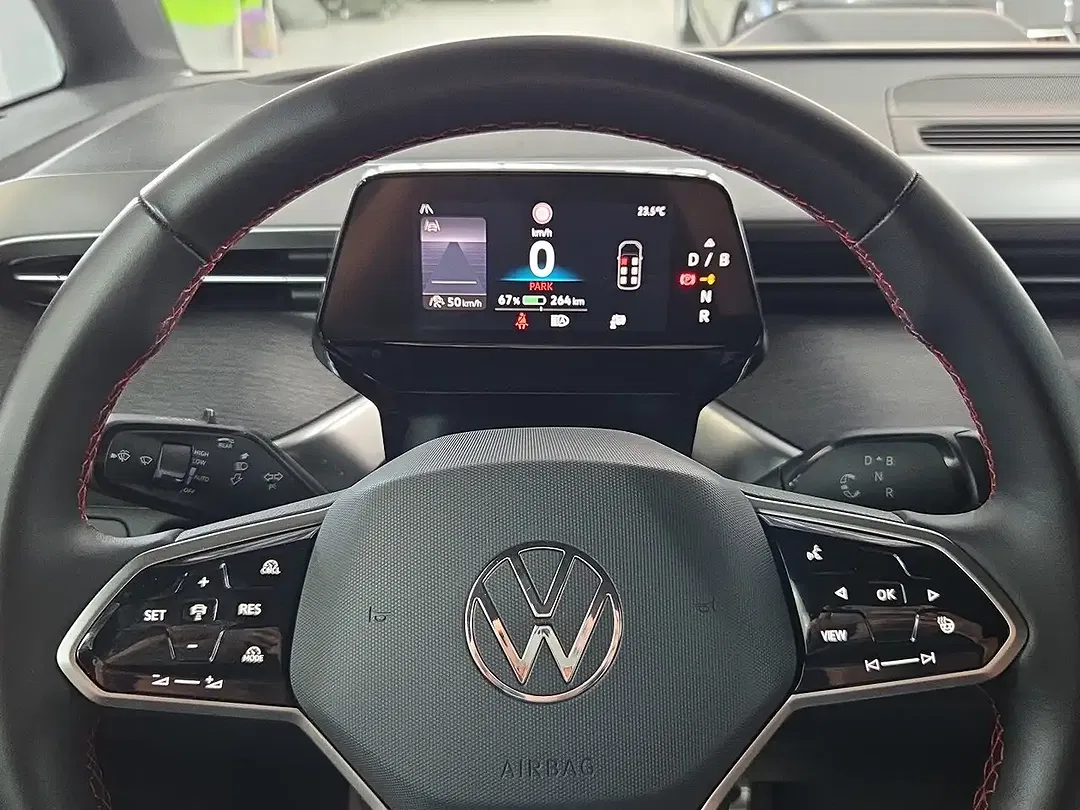 Volkswagen ID. Buzz 4Motion - Thumbnail 9